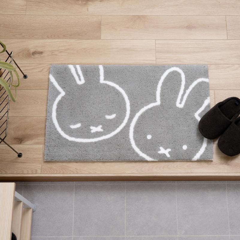 ディックブルーナ インテリアマット 約45×70cm おともだち（ベージュ）/お花と顔（イエロー）/トゥーフェイス（グレー）/ラインボリス（ベージュ）