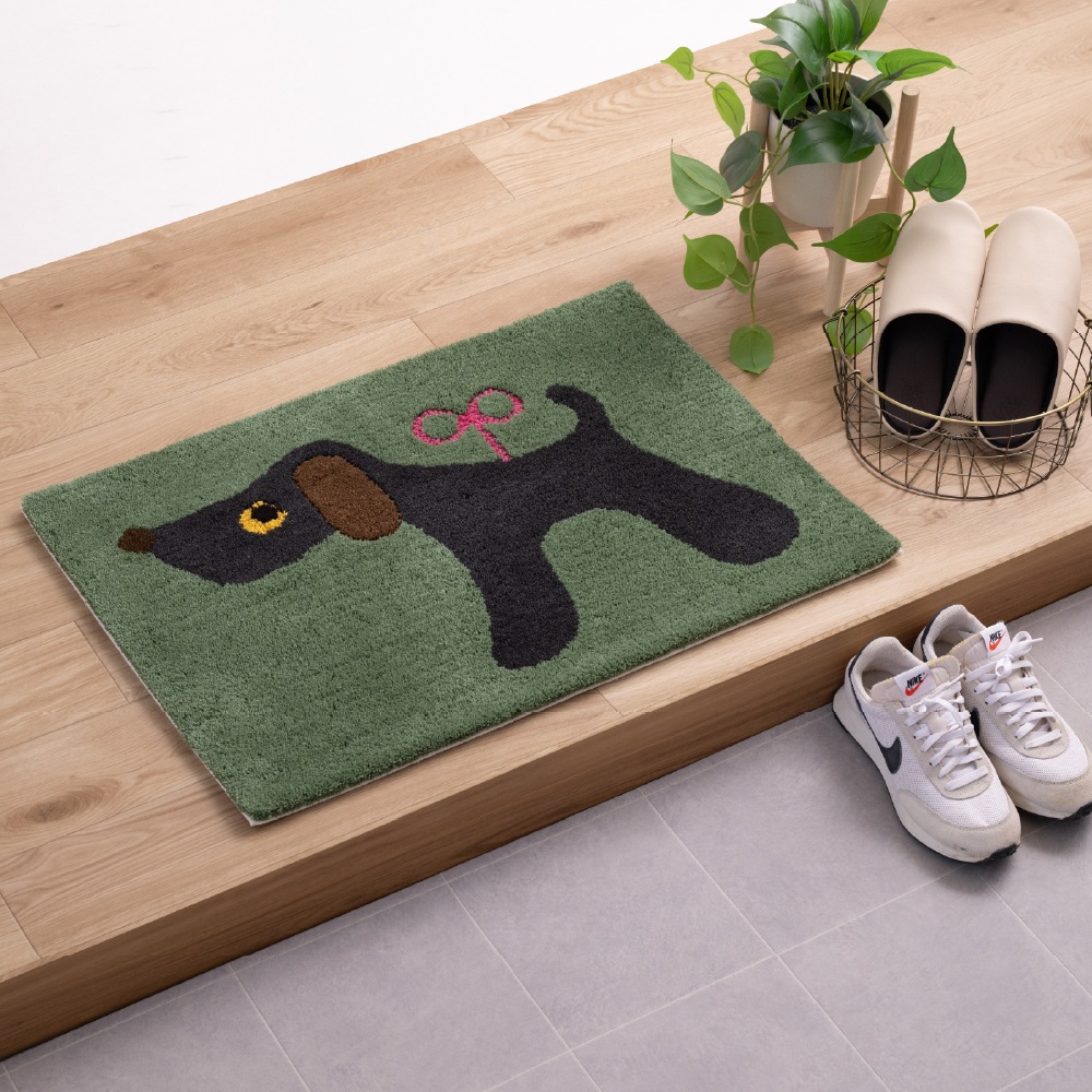 アツコマタノ ねじまき犬 インテリアマット 約50×75cm グリーン/ピンク