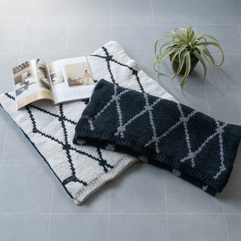 M+home クーラ ブランケット 約70×130cm ブラック/アイボリー