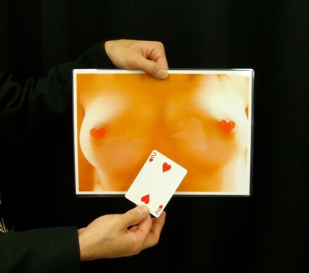 ジャンボおっ◯いカード当て ※