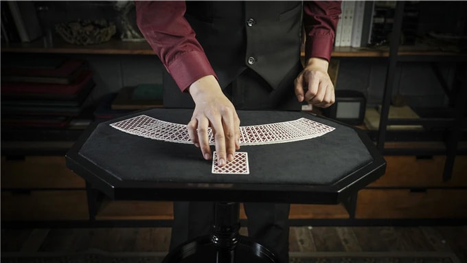 TCC PRESENTS Magician's Table