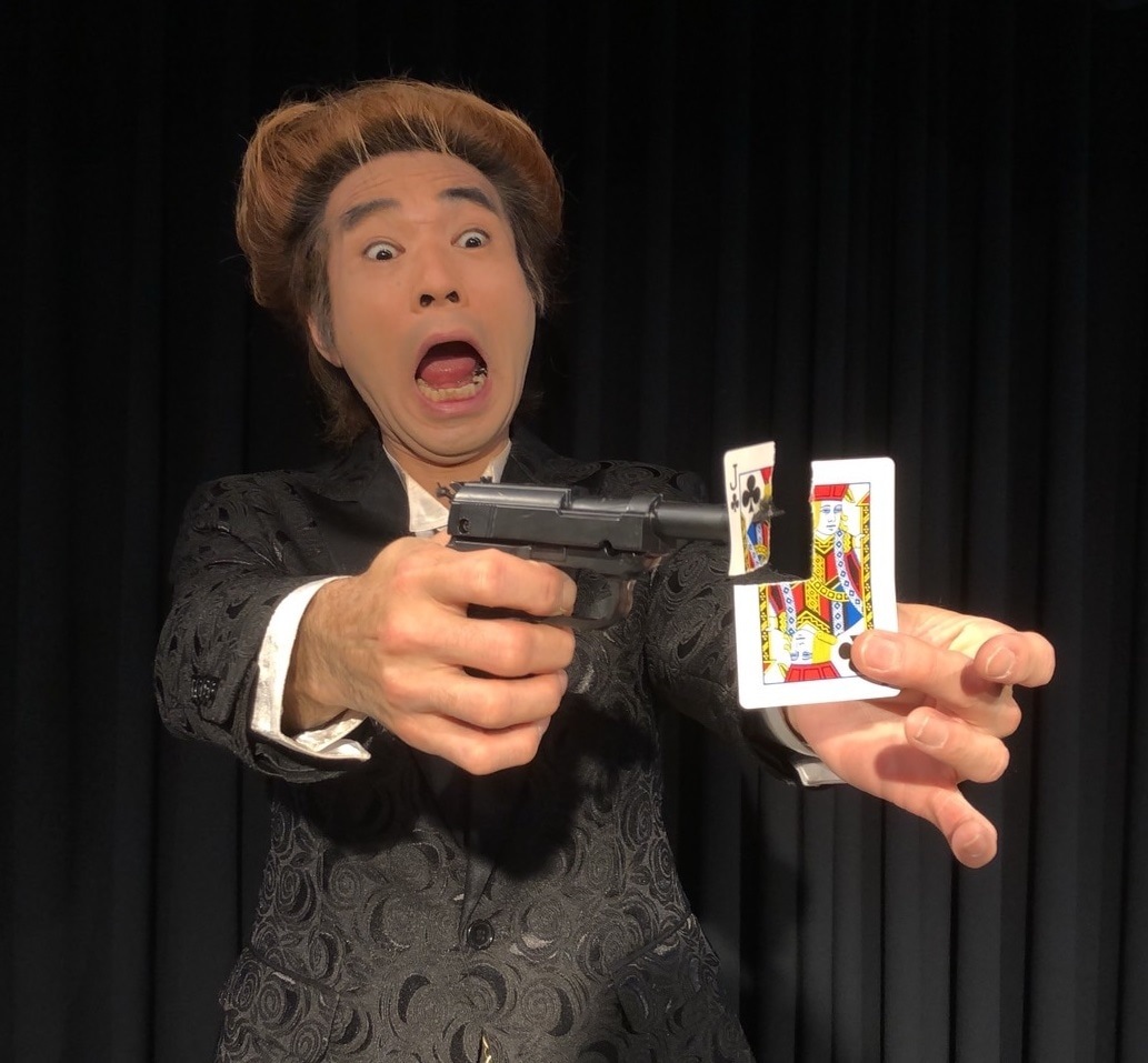 コメディピストルのカード当て ｜全商品一覧や手品グッズ揃うマジックショップ｜セオマジック