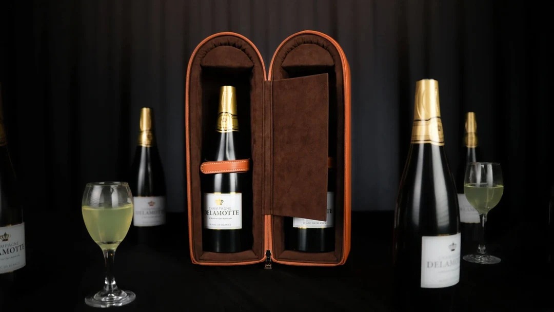 Miracle Wine Bottles Champagne Model (グラス付き)by TCC