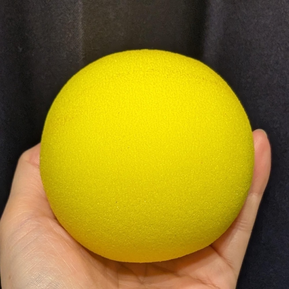 ウルトラソフトスポンジボール80mm（単品） by手品屋