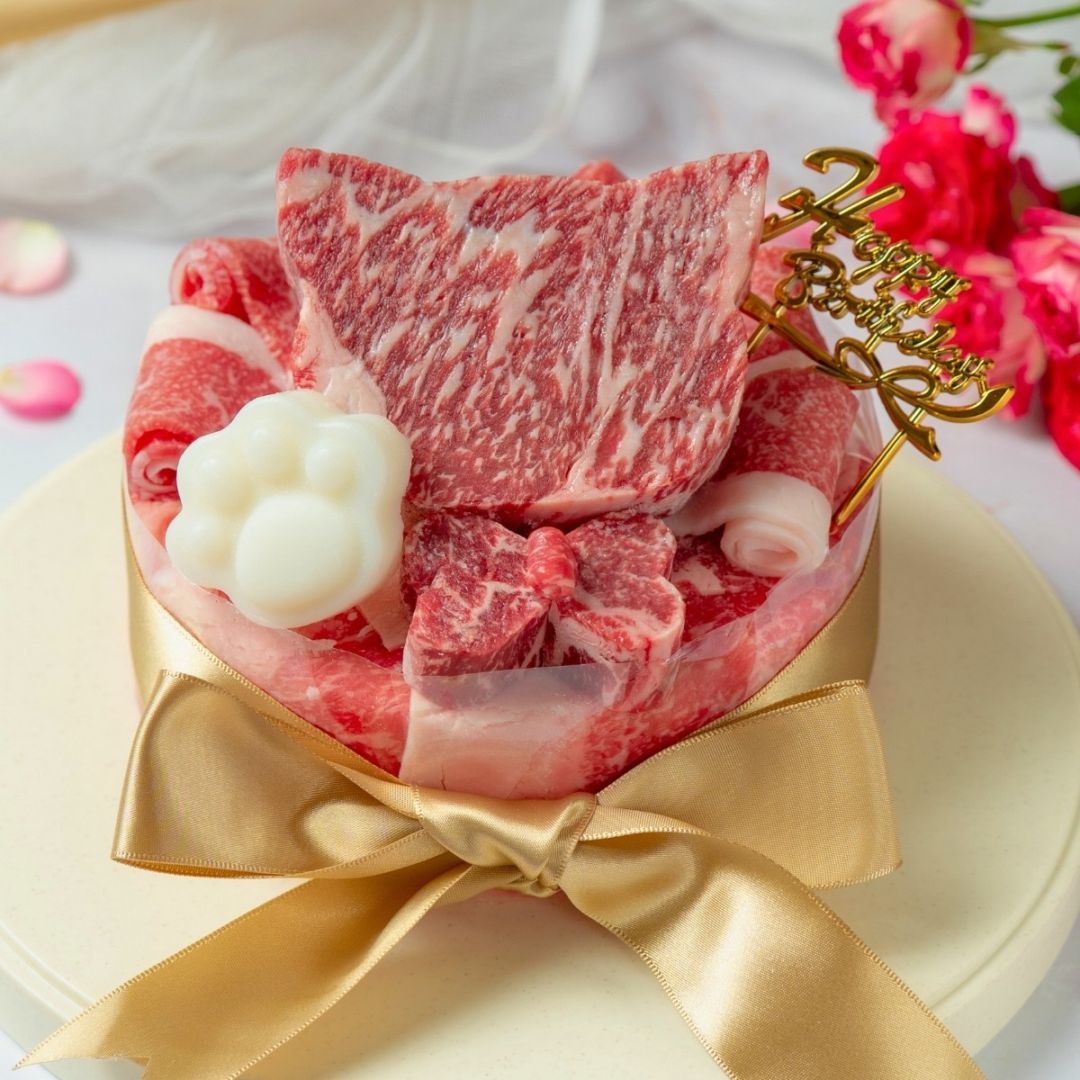 ねこ好きさんへのギフトに最適! 【国産牛】 ねこ型ステーキ付き肉ケーキ