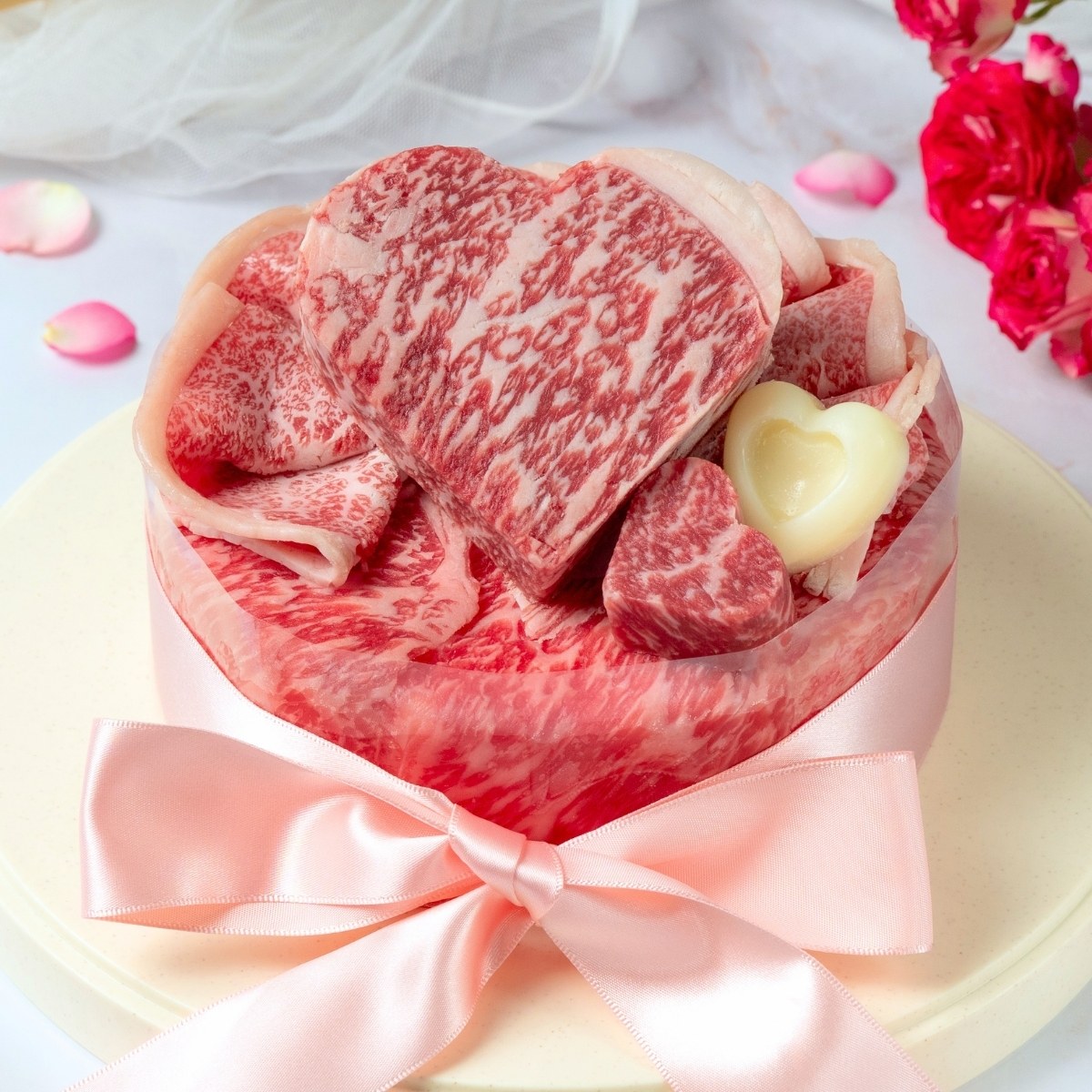 【国産牛】 ハート型ステーキ付き肉ケーキ