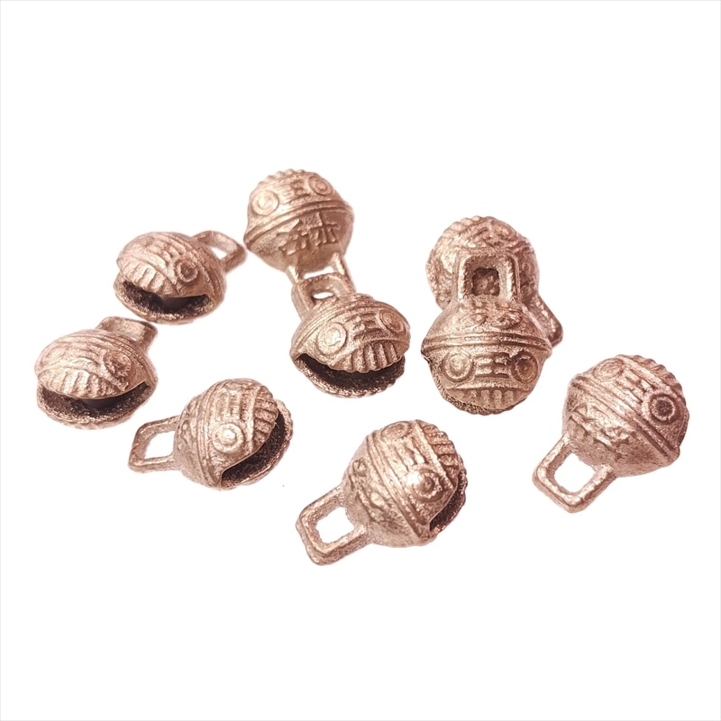 中国清銅器　唐時代ベルトの金具　激安骨董品 AK511D2-5 中国清銅器 唐時代ベルトの金具 激安骨董品 AK511D2-5 - メルカリ