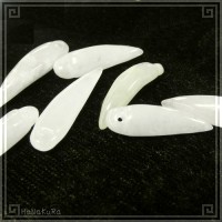 翡翠 ヒスイ ビーズ203 唐辛子 1個|01翡翠ビーズ|手芸アクセサリ素材
