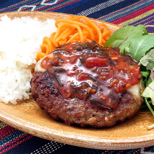 変な佃煮　チリトマト味