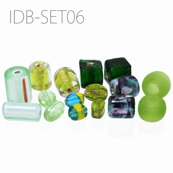 �ڥ����ȥ�åȺ߸˰���SALE�ۥ���ɥ��饹�ӡ������å� �ɤ�Ǥ��ǹ�300�ߡ�