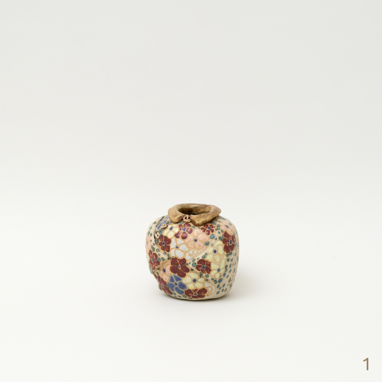 ジュアン先生の花入れ　S：ブラウン