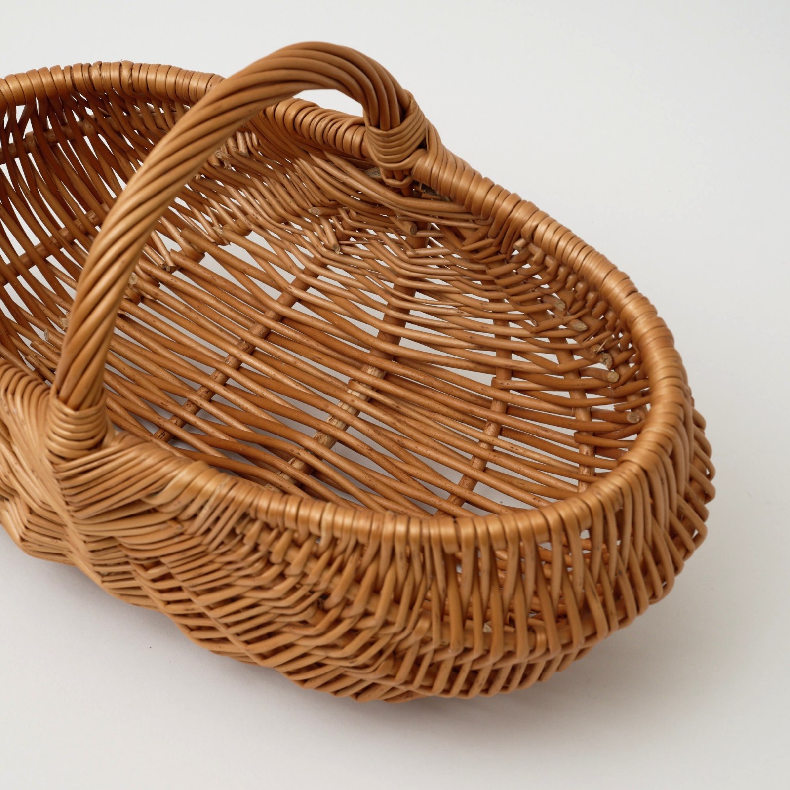 森の国ラトビア｜手編み・ベリー摘みバスケット