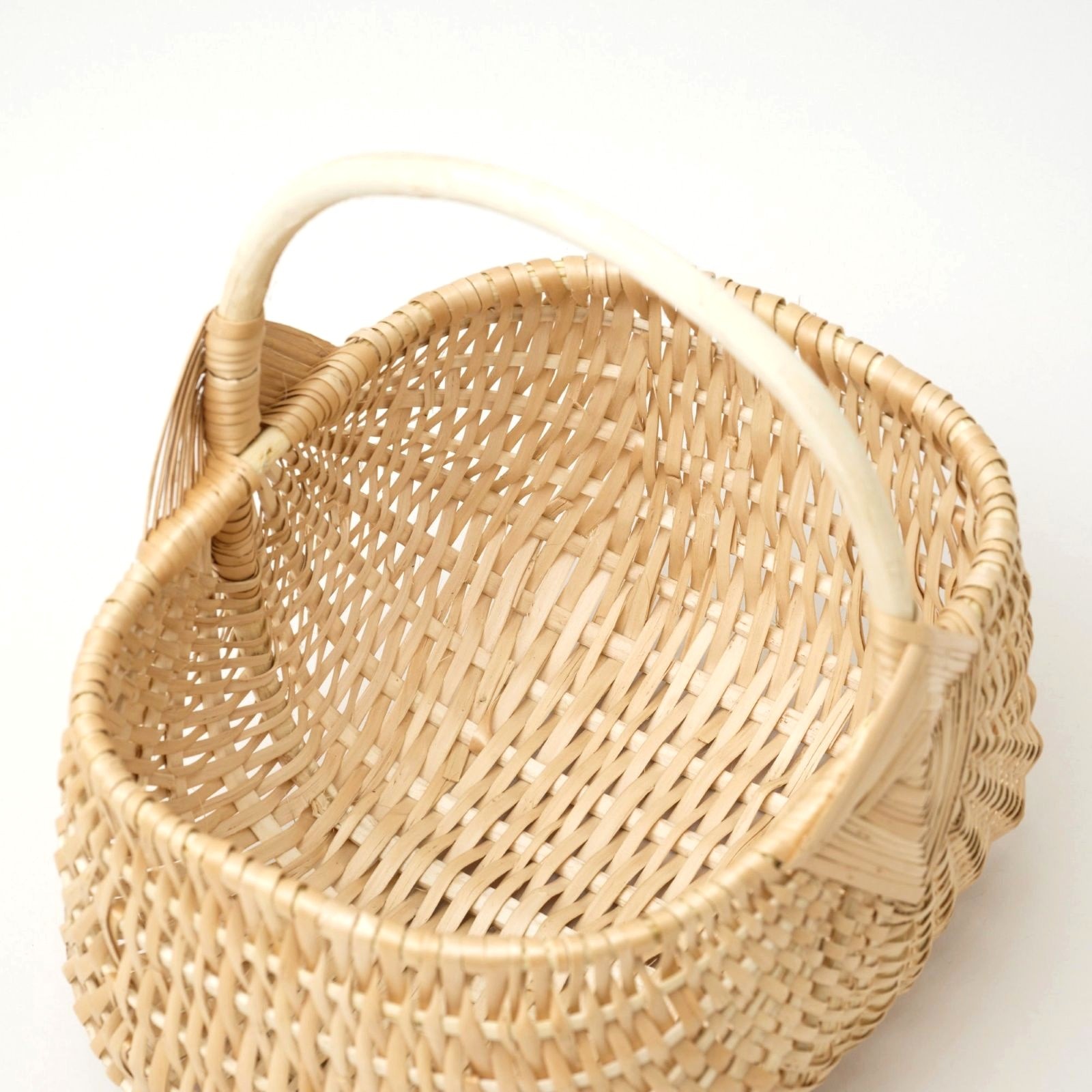 森の国ラトビア｜手編み・スクエアバスケットS