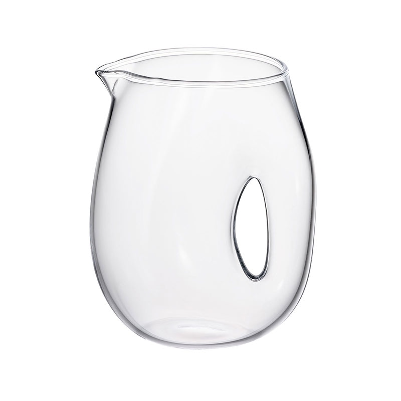 スポーラ：ピッチャー (L)