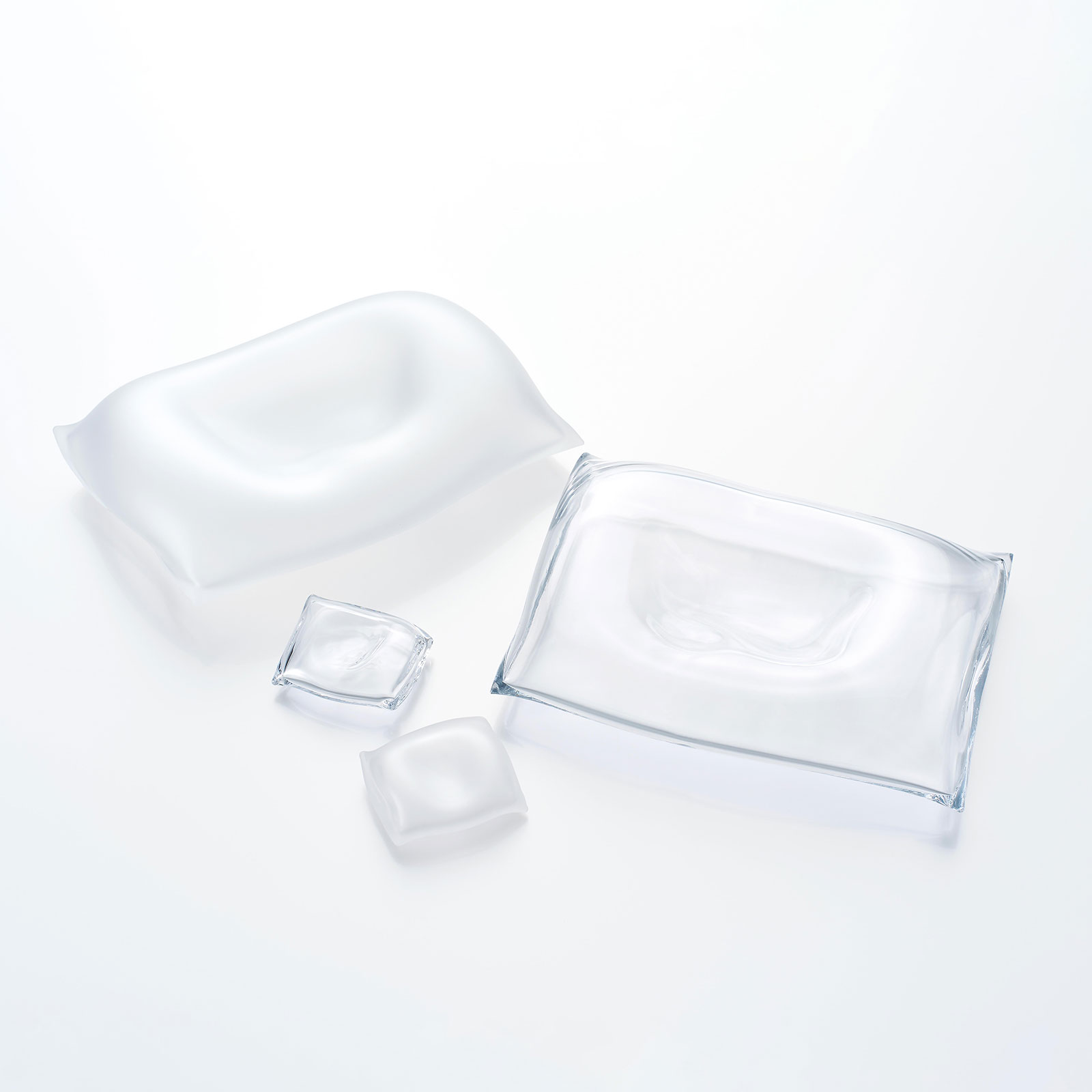 ティンニ:プレート