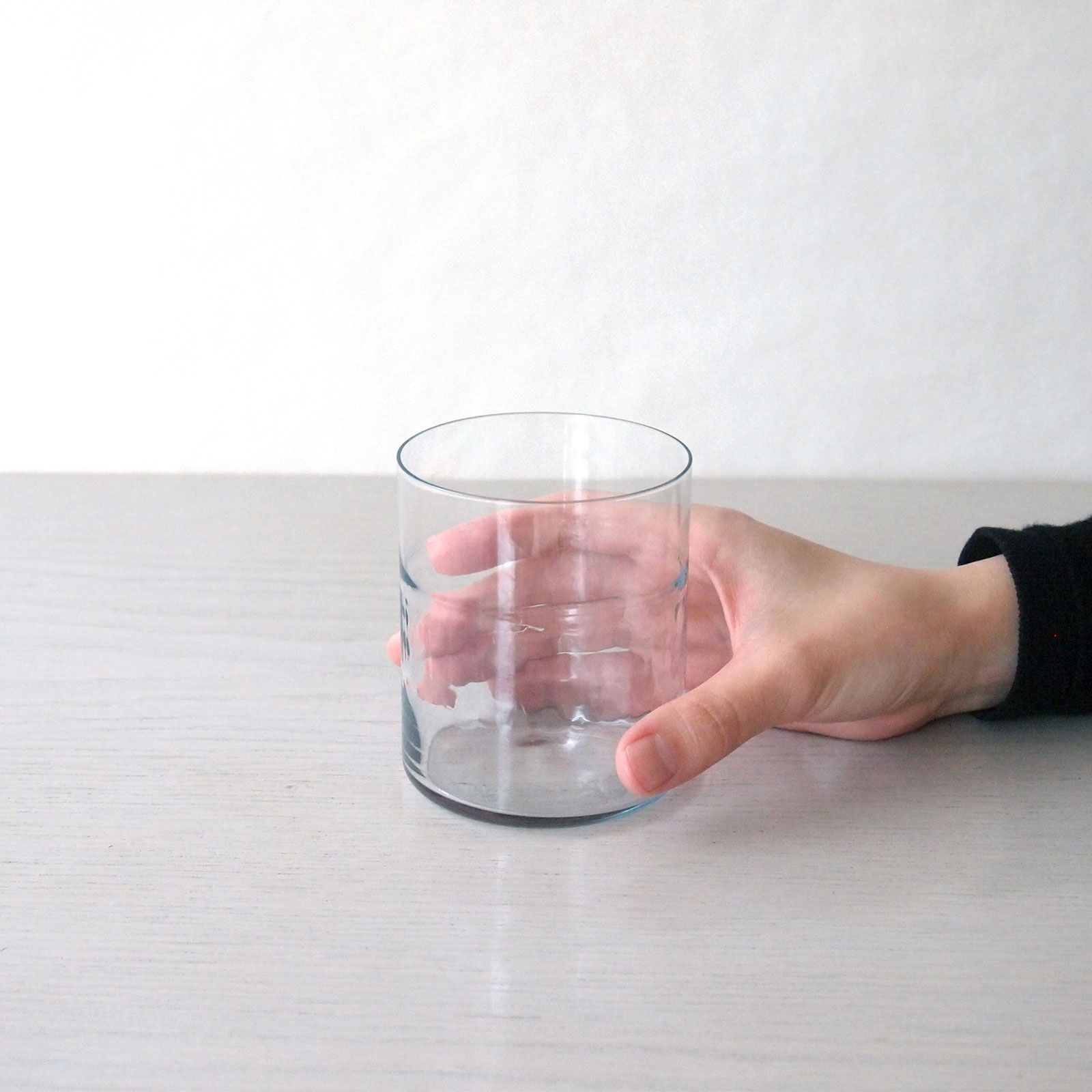 オン ルウット：グラス (M)