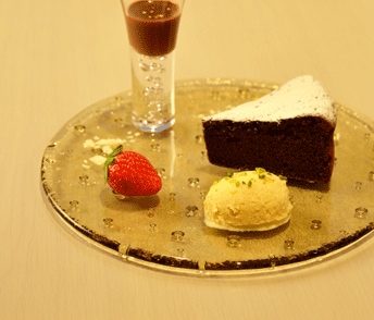 スガハラ ドロップレット 丸形プレート 24㎝ クリアー 3枚セット 新品未使用 Sghr（スガハラ） Droplet（ドロップレット） 丸型プレート24cm