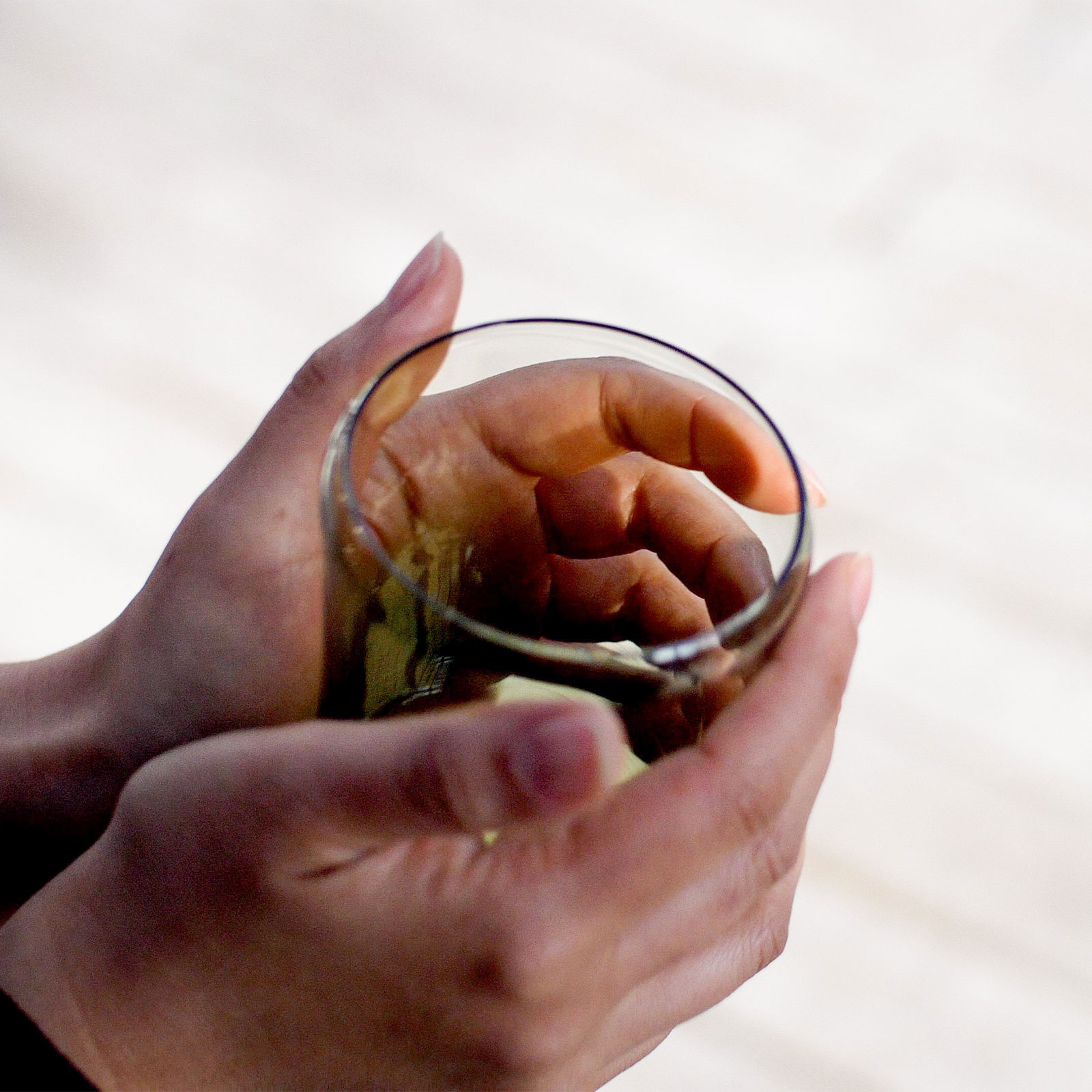 ポウサ:グラス (L)