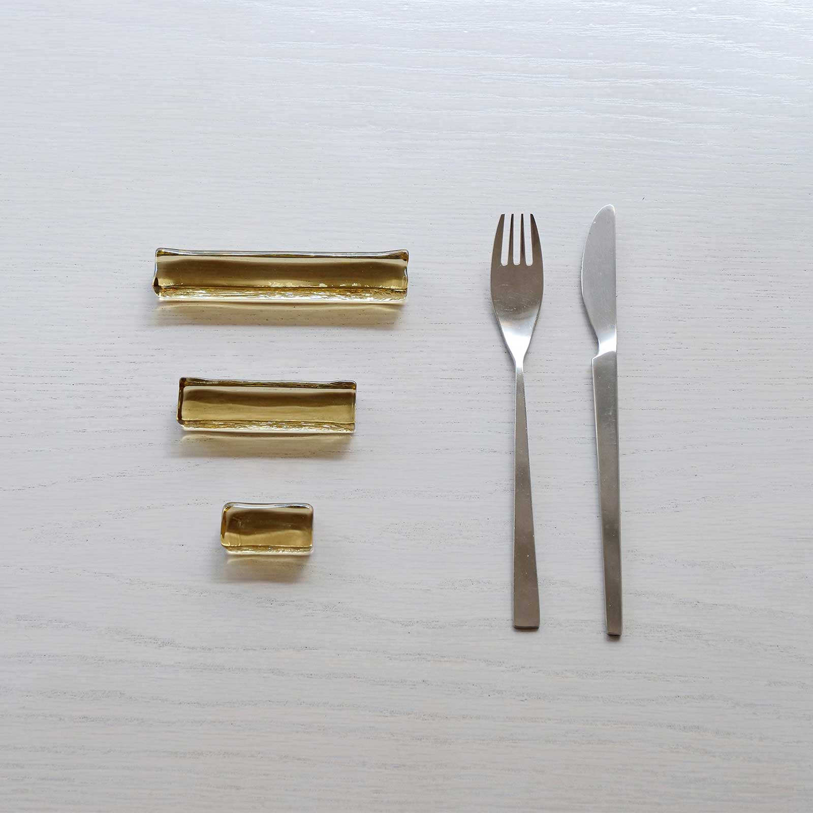 カトラリーレスト：四角 (M)