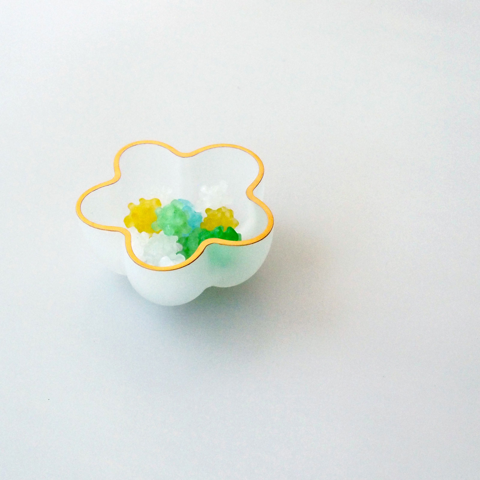 小花：豆鉢 花 金巻き