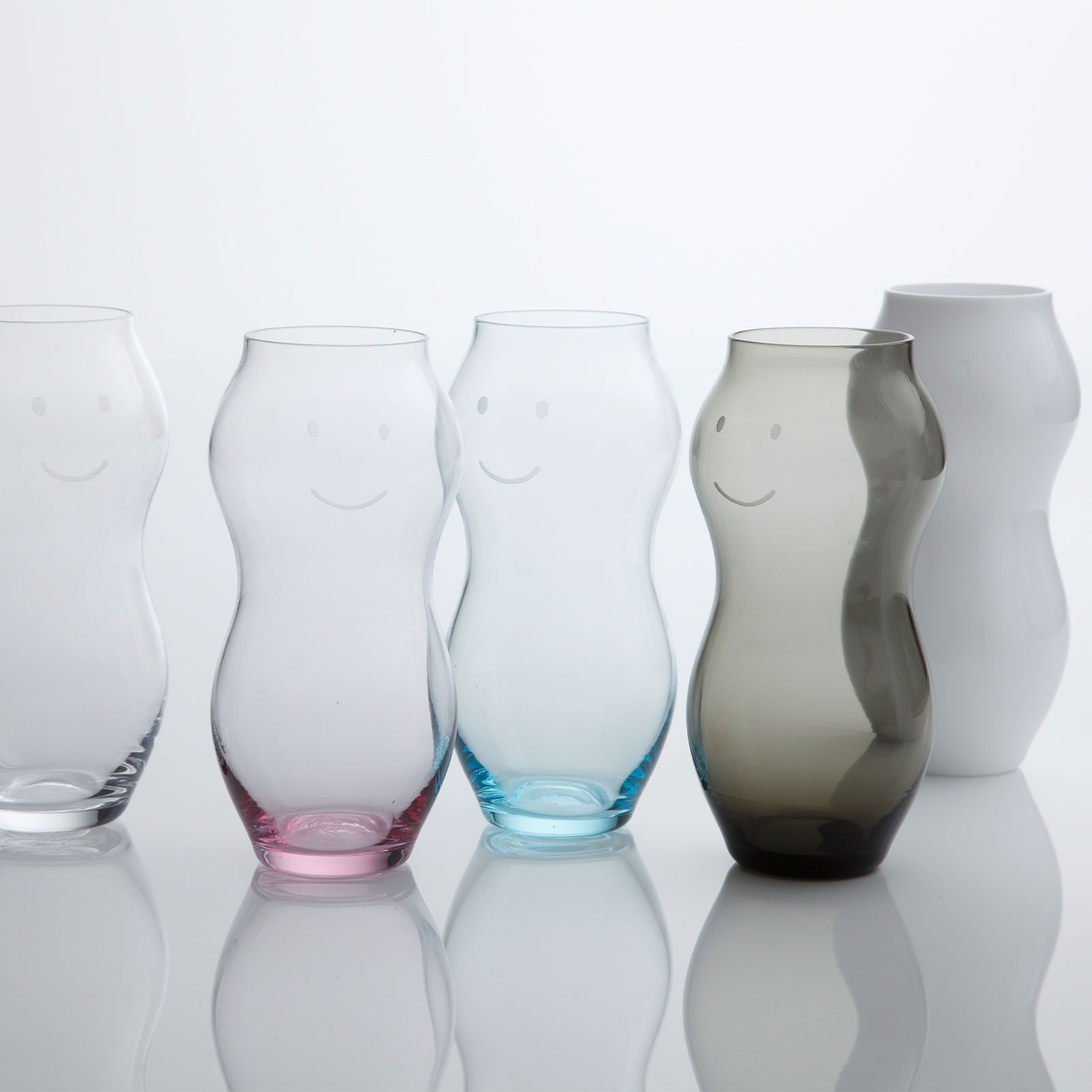 ミナ ペルホネン:ピーナッツグラス フェイス