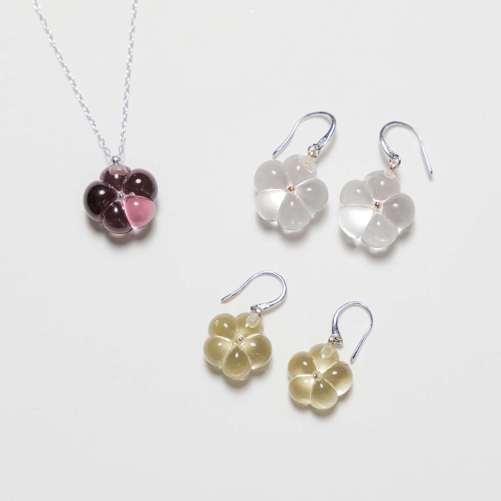 ミネット：ピアス