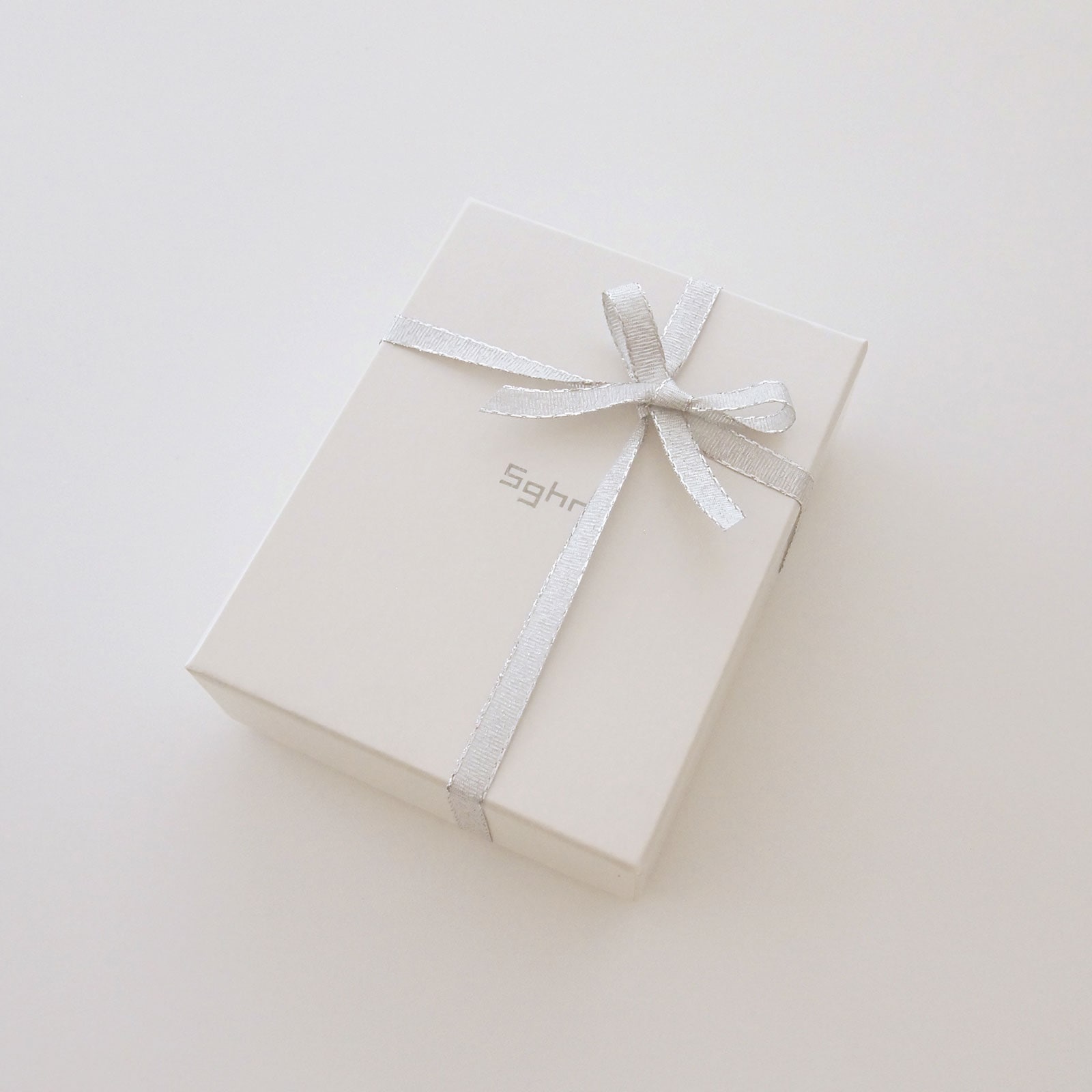 ミネット:ピアス