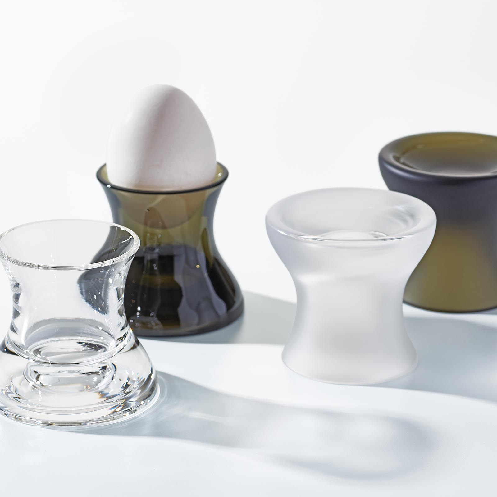 朝と晩と：エッグスタンド・小鉢