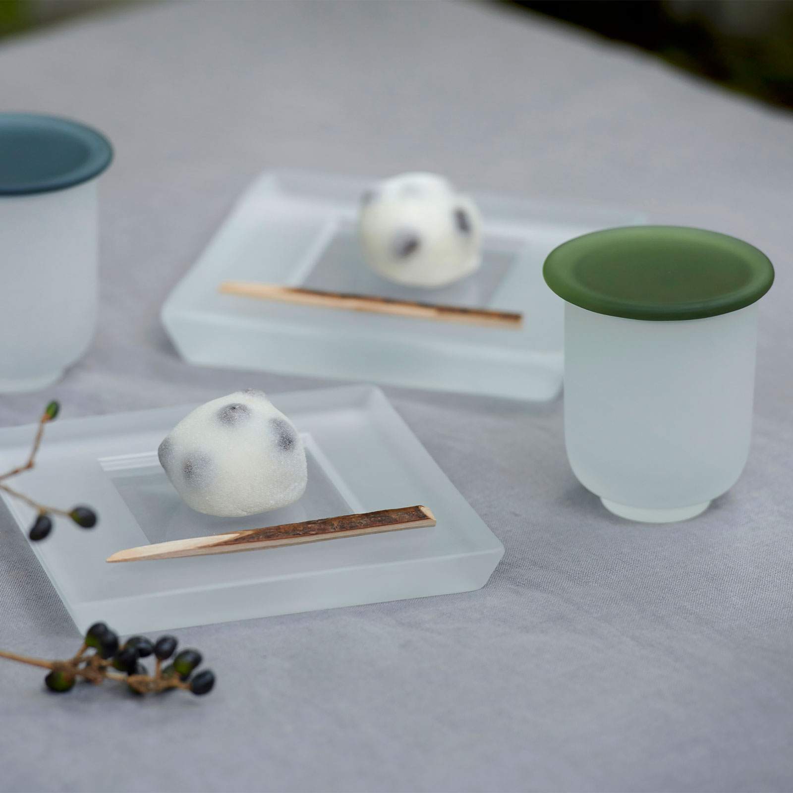 ユノミグラス：グラス 蓋付き (S)