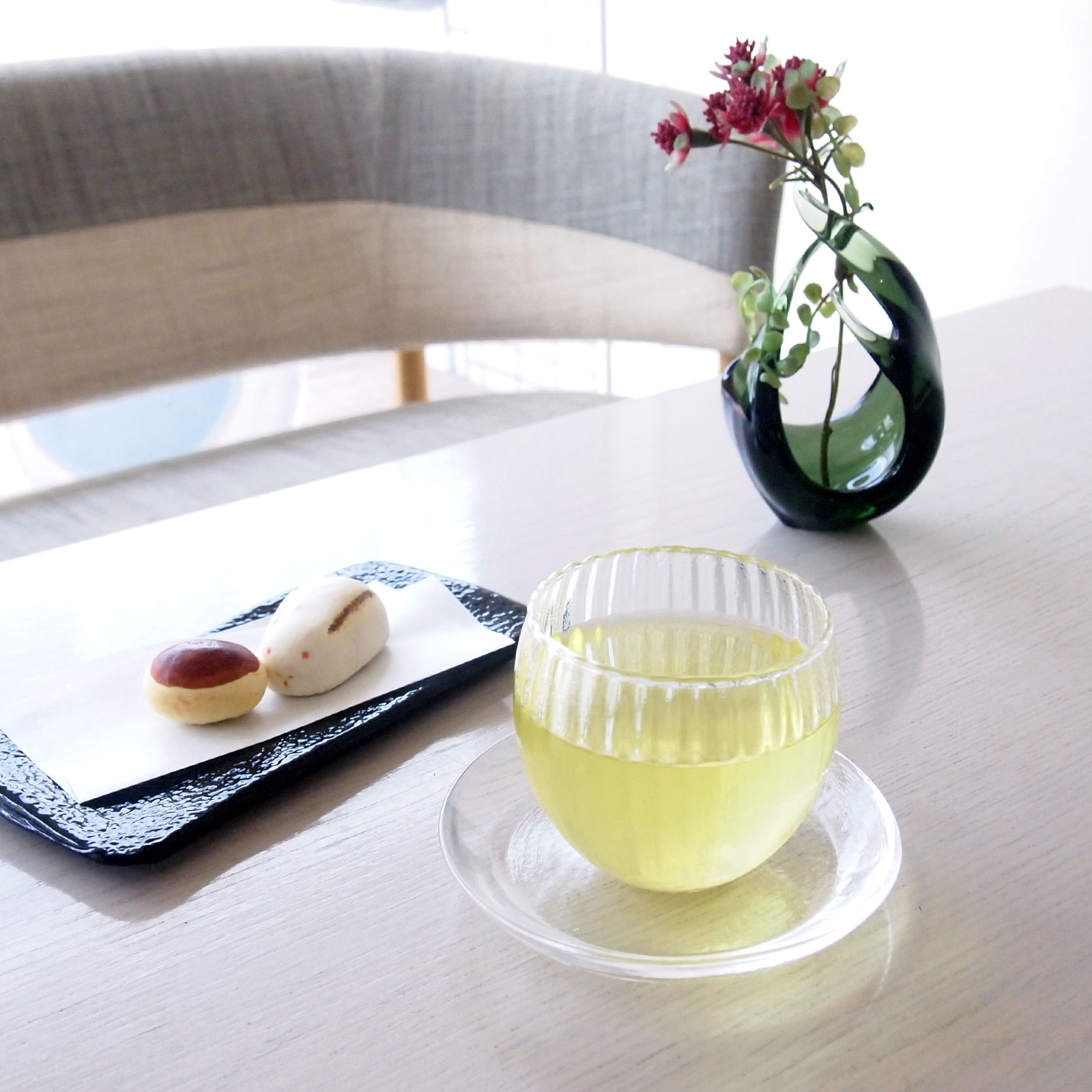 レポ：カップ＆ソーサー | 紅茶 | Sghr