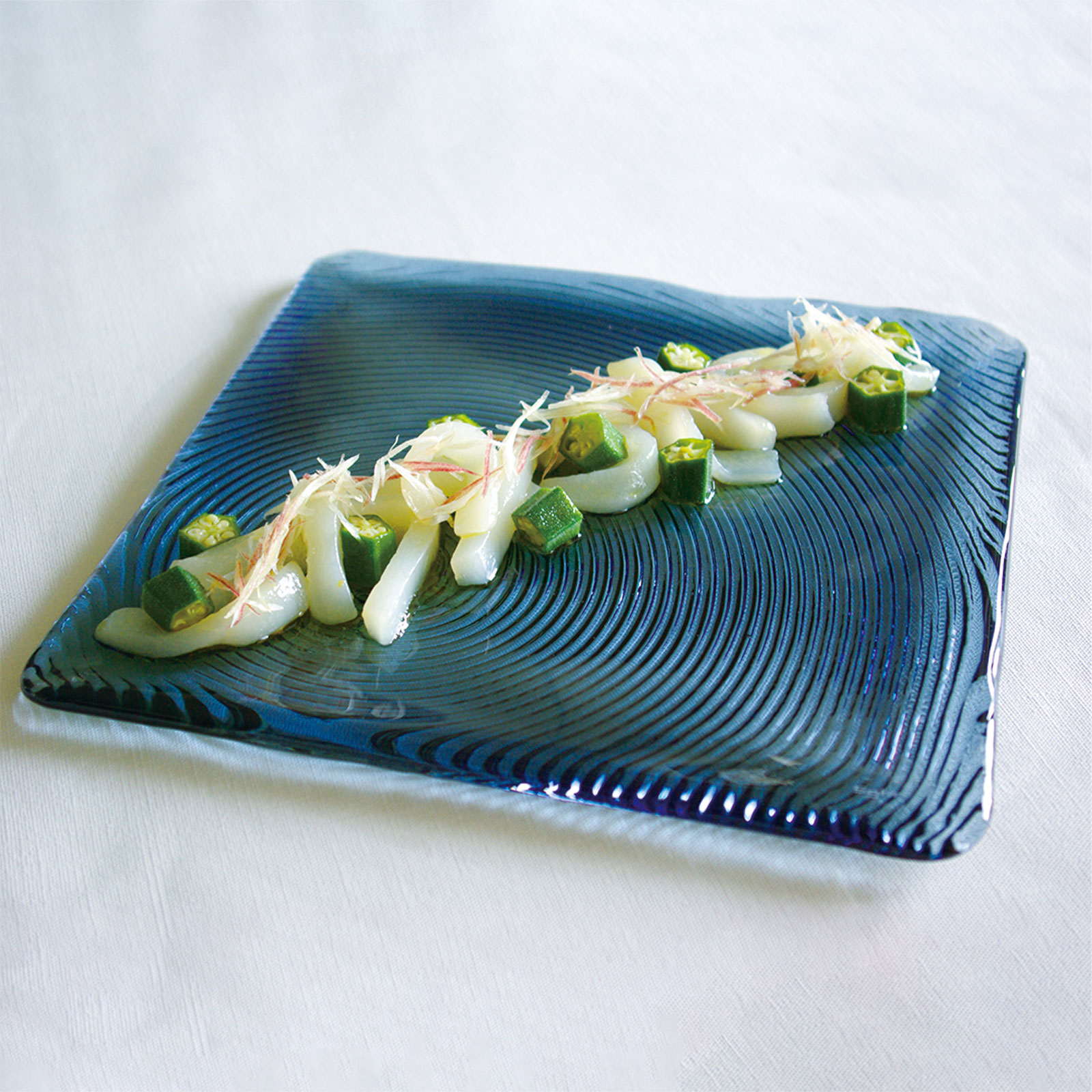 デューン：角形プレート (24cm)