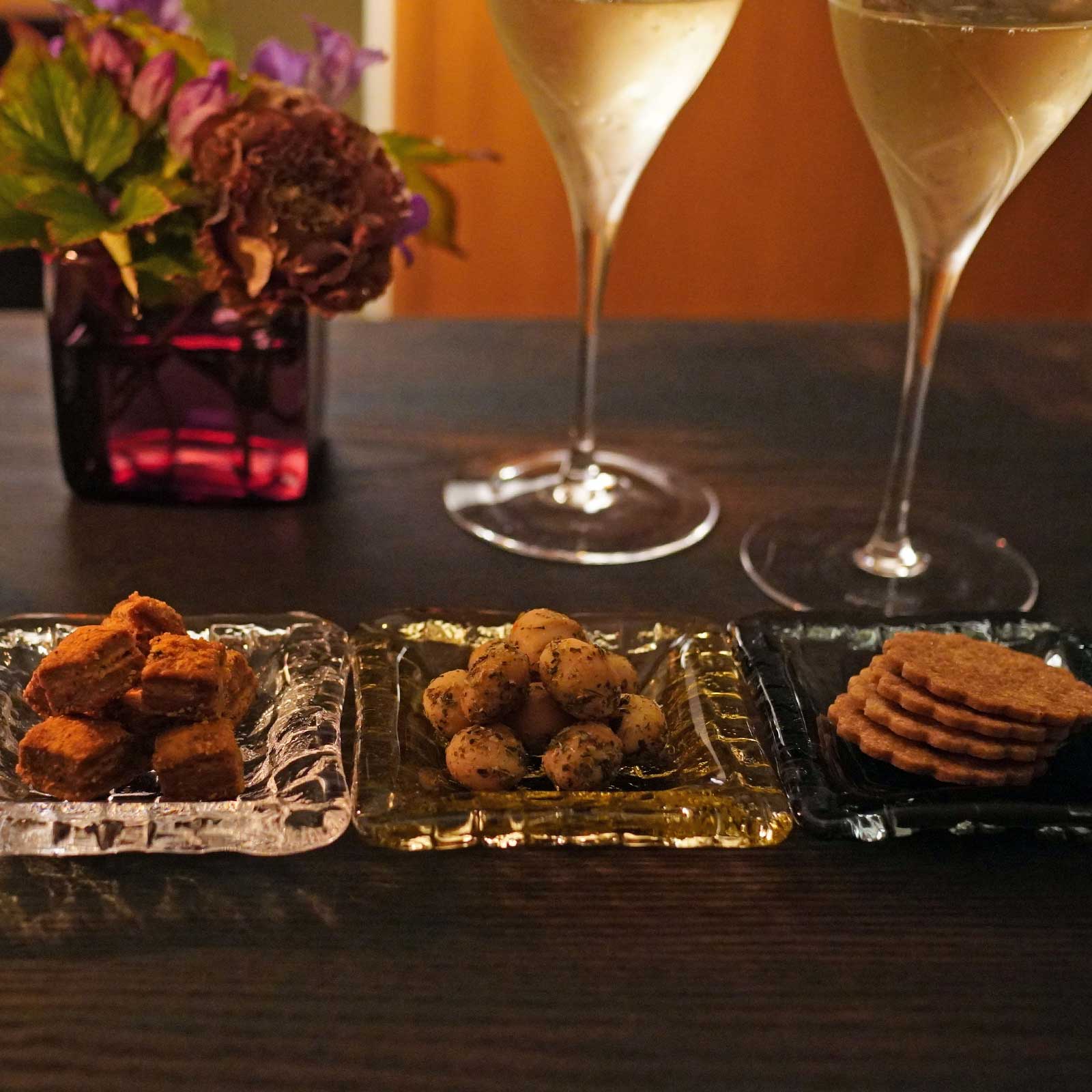 グリッドプレート:角形深皿 (9cm)