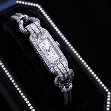 グリュエン アールデコ ダイヤモンド装飾 レクタンギュラ― ケース