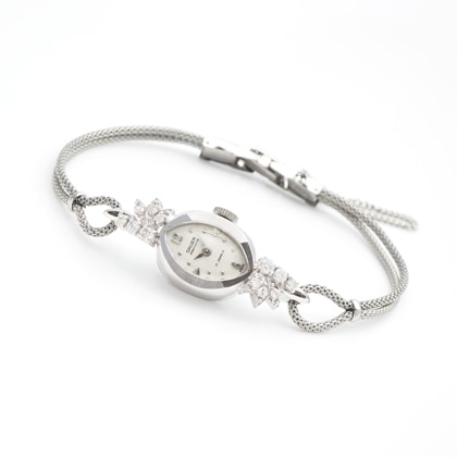 グリュエン ダイヤモンドアクセント マーキスWGケース