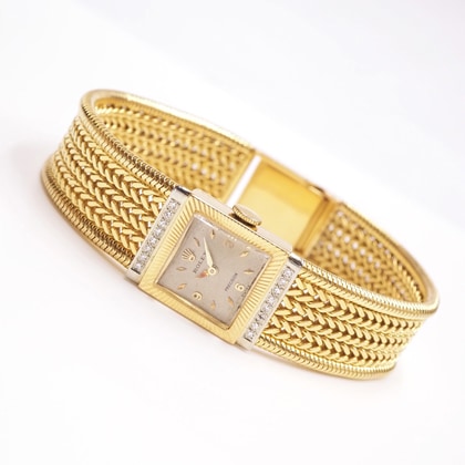 ロレックス スクエア ゴールドケース ボリュームブレスレット