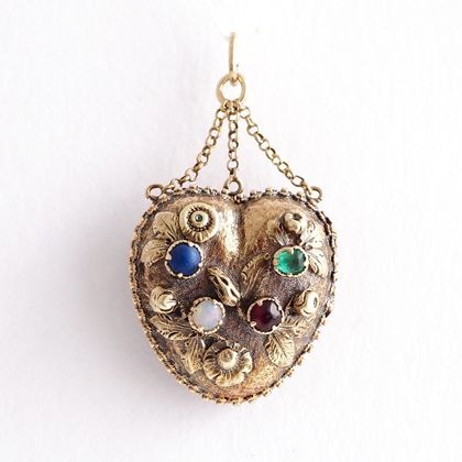 アンティークジュエリー アンティークネックレス LOVE アクロ