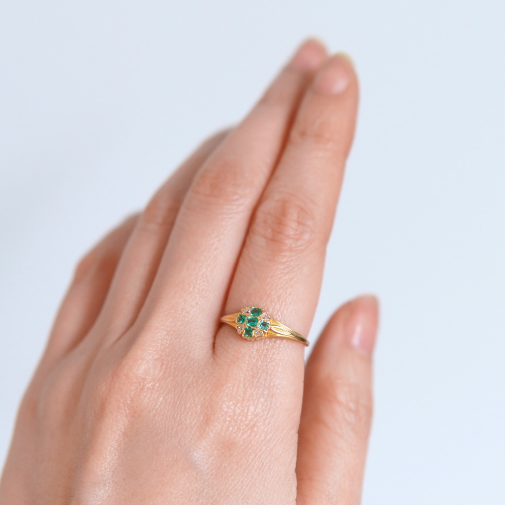 アンティークジュエリー リング エメラルド ダイヤモンド アンティークリング