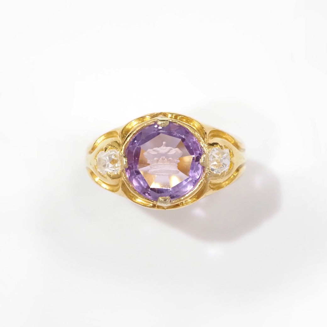アンティークジュエリー リング アメシスト クラウンモチーフ インタリオリング
