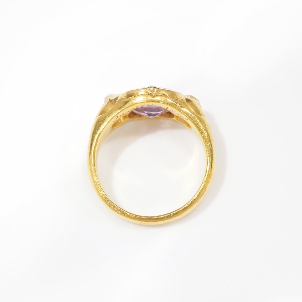 アンティークジュエリー リング アメシスト クラウンモチーフ インタリオリング