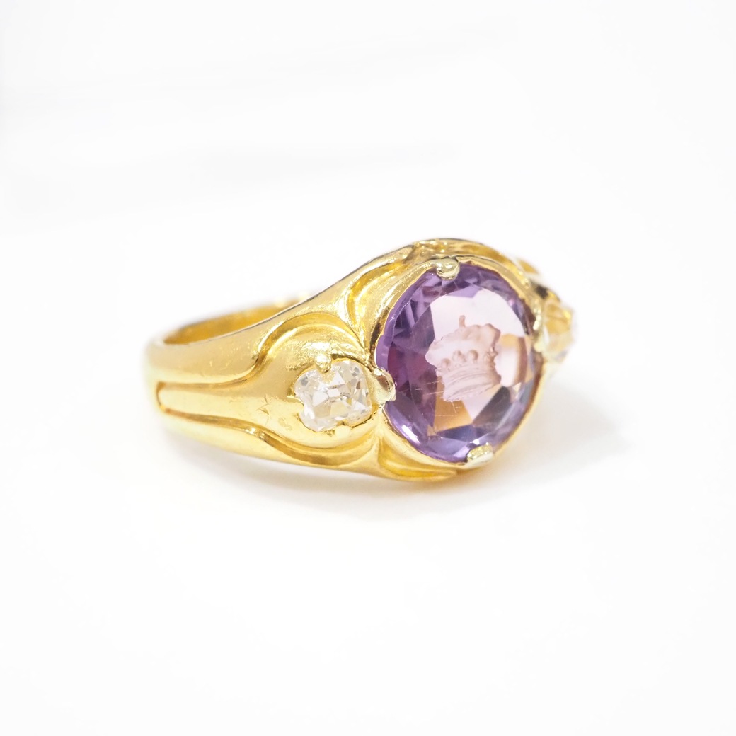 アンティークジュエリー リング アメシスト クラウンモチーフ インタリオリング