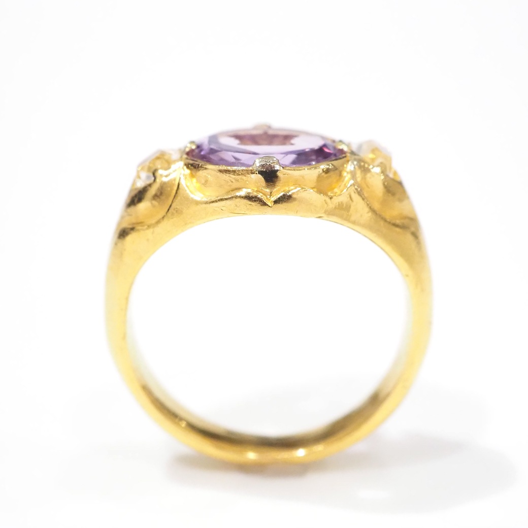 アンティークジュエリー リング アメシスト クラウンモチーフ インタリオリング