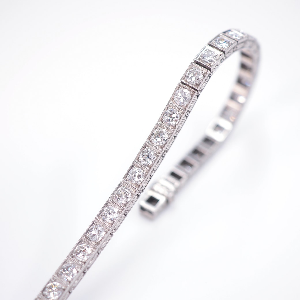 アンティークジュエリー ブレスレット ダイヤモンド プラチナ 彫刻装飾 ブレスレット