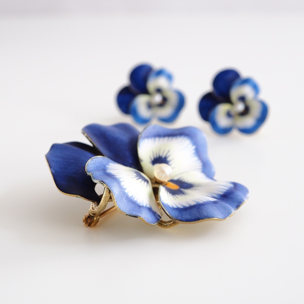 アンティークジュエリー イヤリング&ピアス パンジーモチーフ  エナメル アンティークイヤリング&ブローチ BOX付