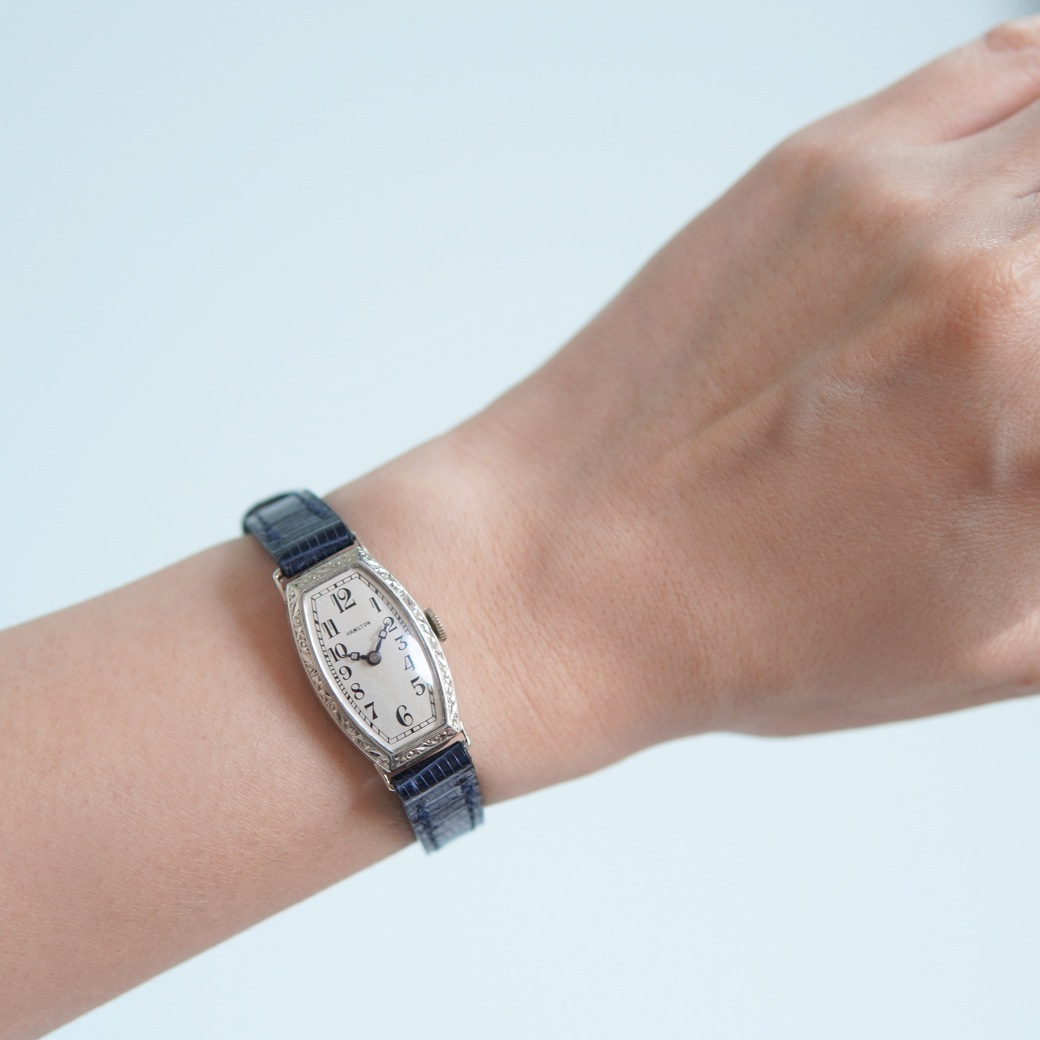 アンティークウォッチ ハミルトン アール・デコ 彫刻装飾 トノー ホワイトゴールドケース