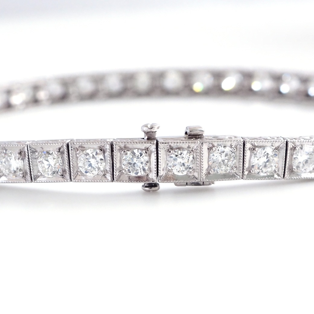 アンティークジュエリー ブレスレット ダイヤモンド プラチナ 彫刻装飾 アンティークブレスレット