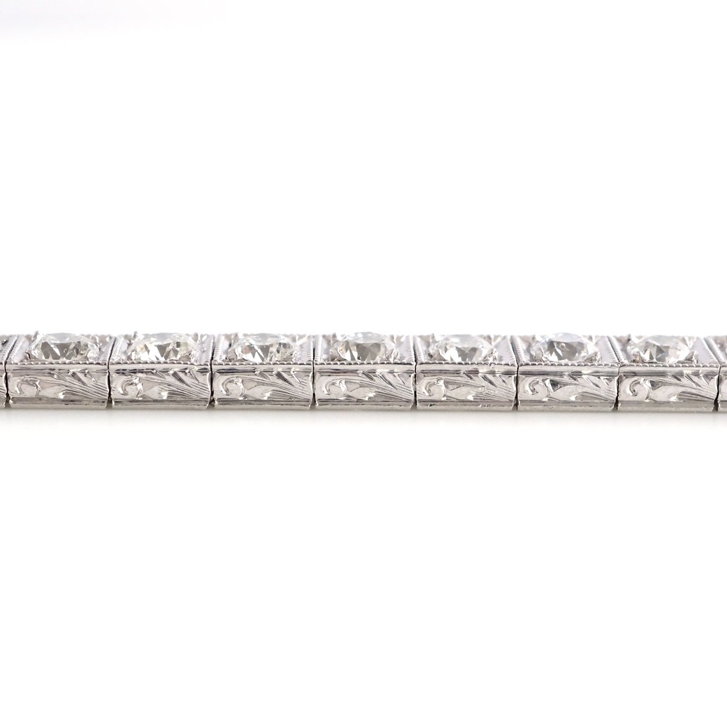 アンティークジュエリー ブレスレット ダイヤモンド プラチナ 彫刻装飾 アンティークブレスレット