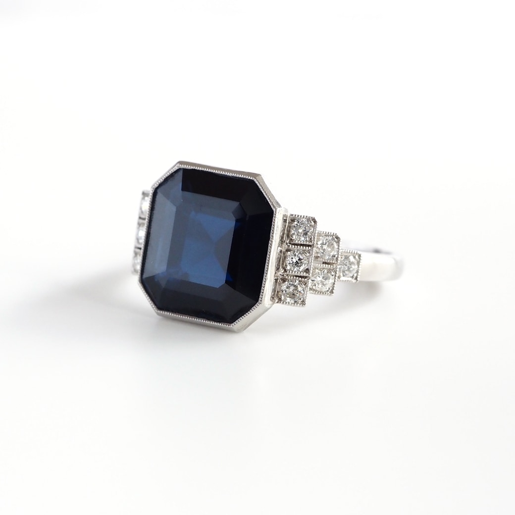 週末お値下げ天然サファイア　アンティークリング アンティークジュエリー アンティークリング ダークブルーサファイア