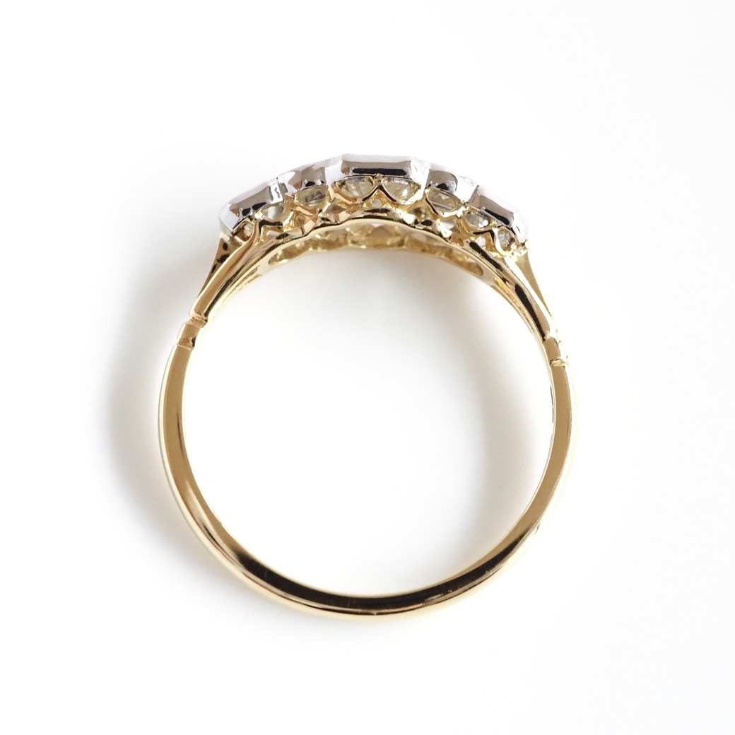 アンティークジュエリー リプロダクション City of London シティオブロンドン ダイヤモンド 3ストーンリング