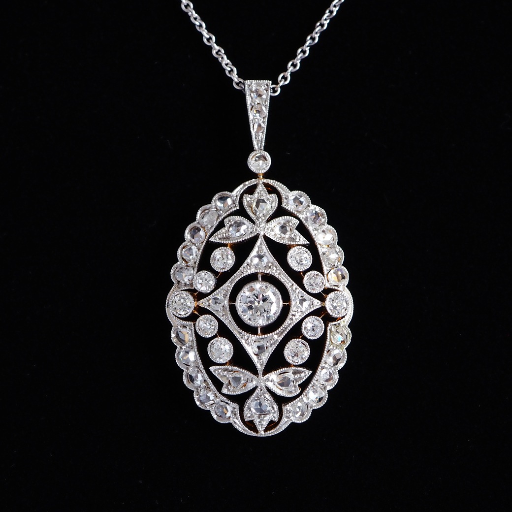 アンティークジュエリー ネックレス 透かし装飾 ダイヤモンド アンティークペンダント