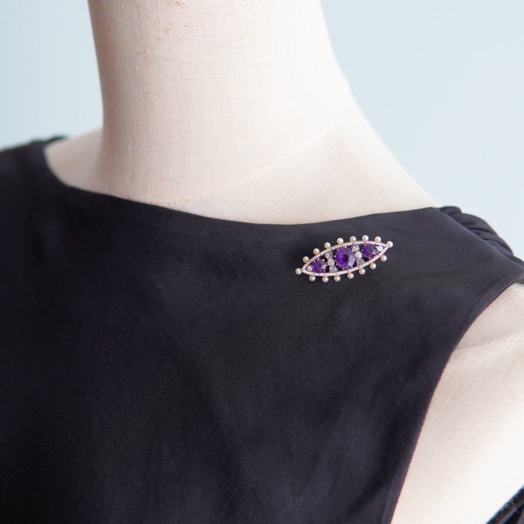 アンティークジュエリー ブローチ エナメル装飾 アメシストアンティークブローチ